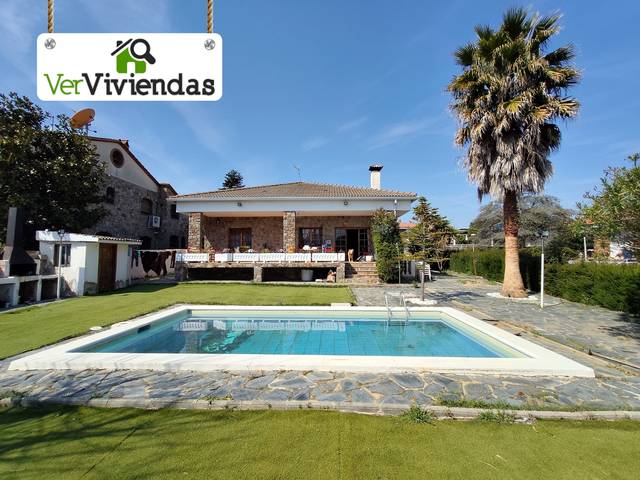 Casa-chalet en Venta en Carrer del Bages, 122 en Can Casablanques