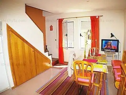 Sala de estar de Dúplex en venta en Algete con Aire acondicionado, Calefacción y Parquet