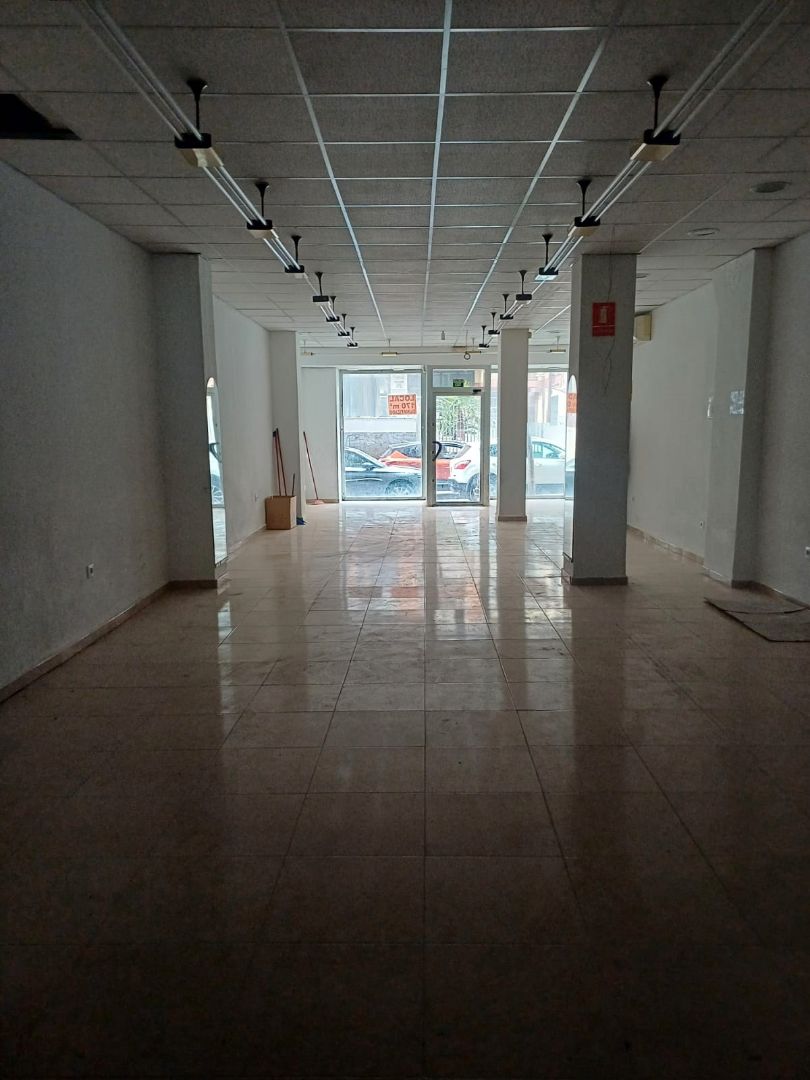 Local de alquiler en Belén - San Roque,  Jaén Capital