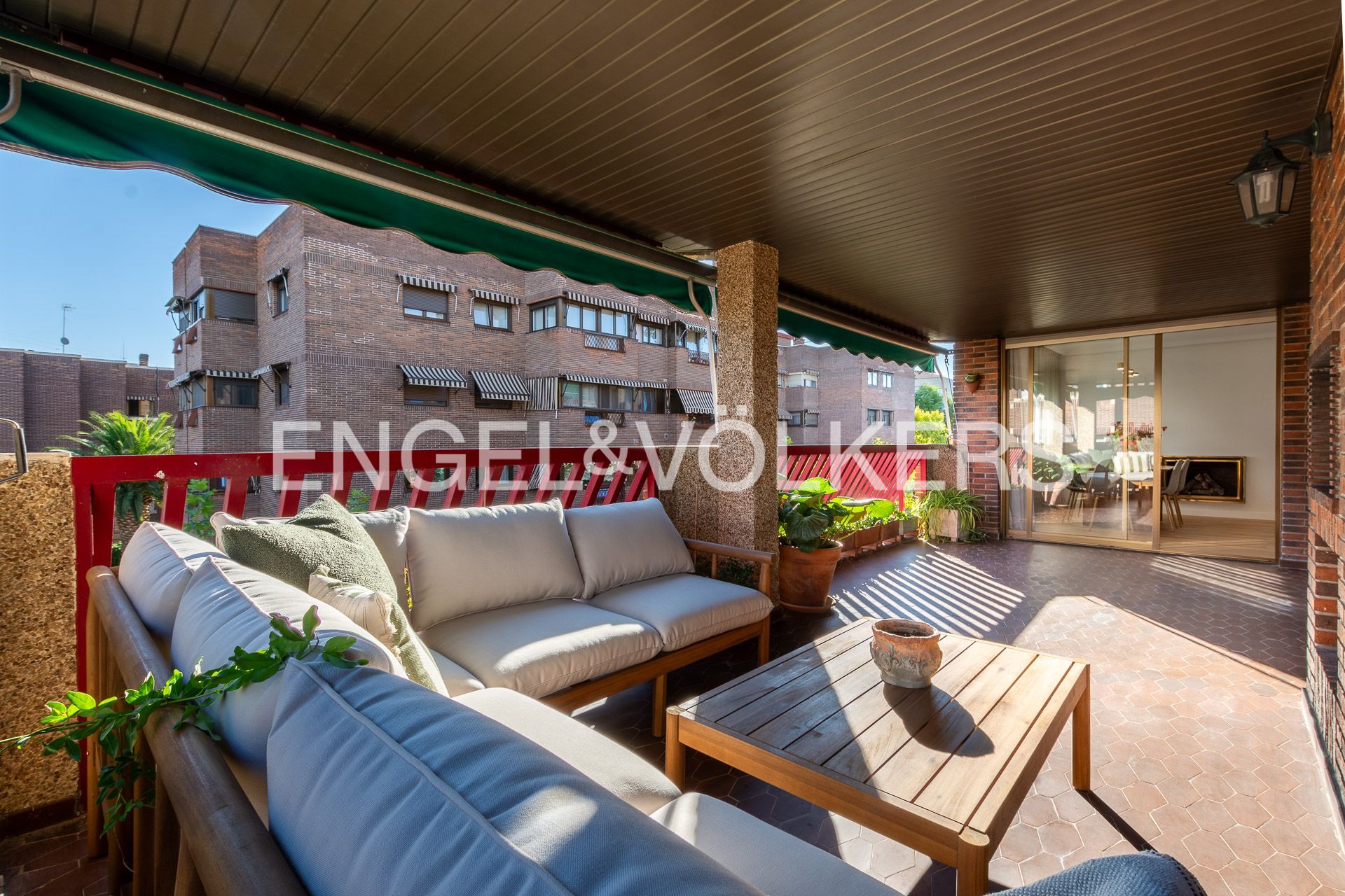 Terrace of Flat for rent in Pozuelo de Alarcón  with Air Conditioner, Heating and Parquet flooring