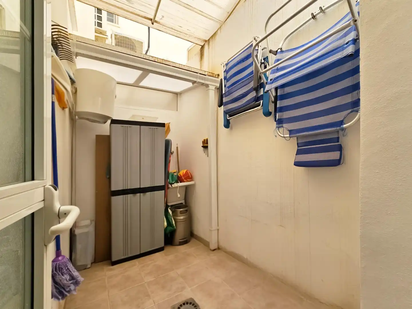 Einfamilien-Reihenhaus zum Verkauf in Santa Pola mit Heizung, Privatgarten und Terrasse