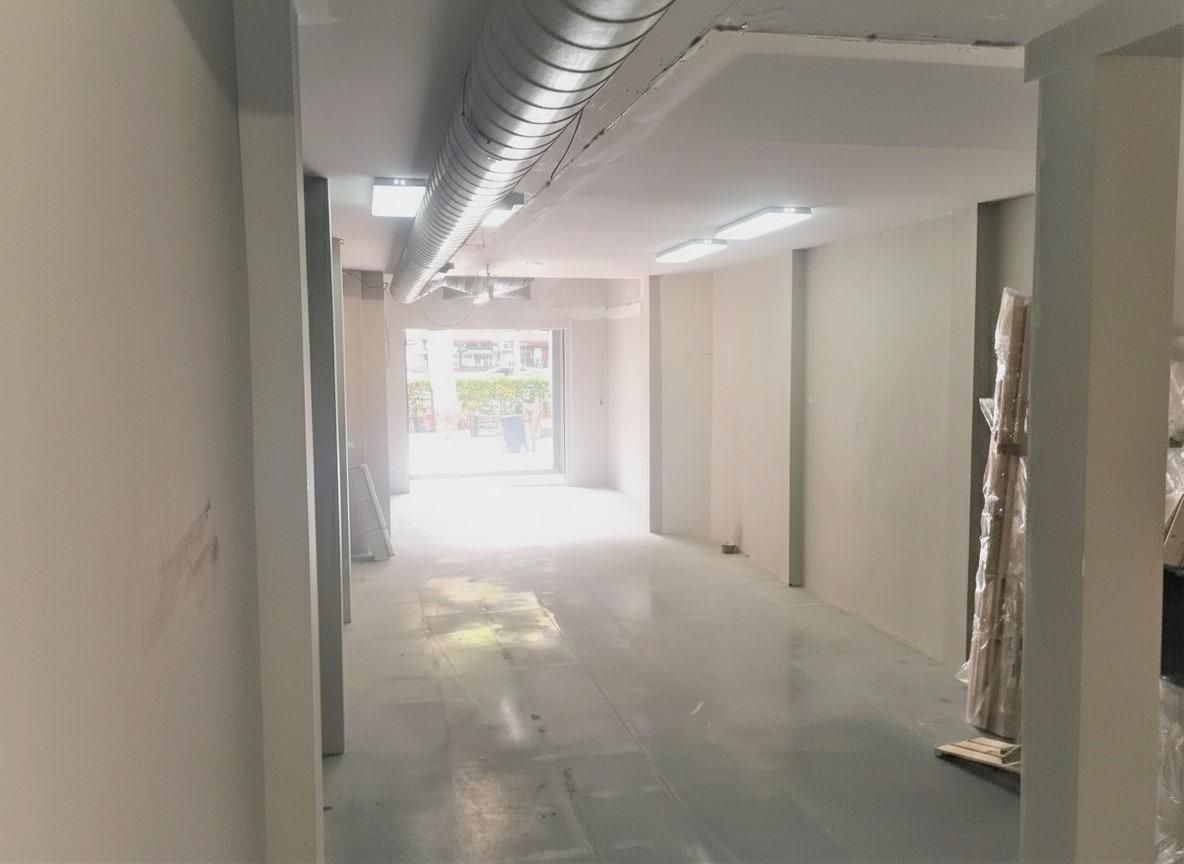 Premises for sale in  Barcelona Capital