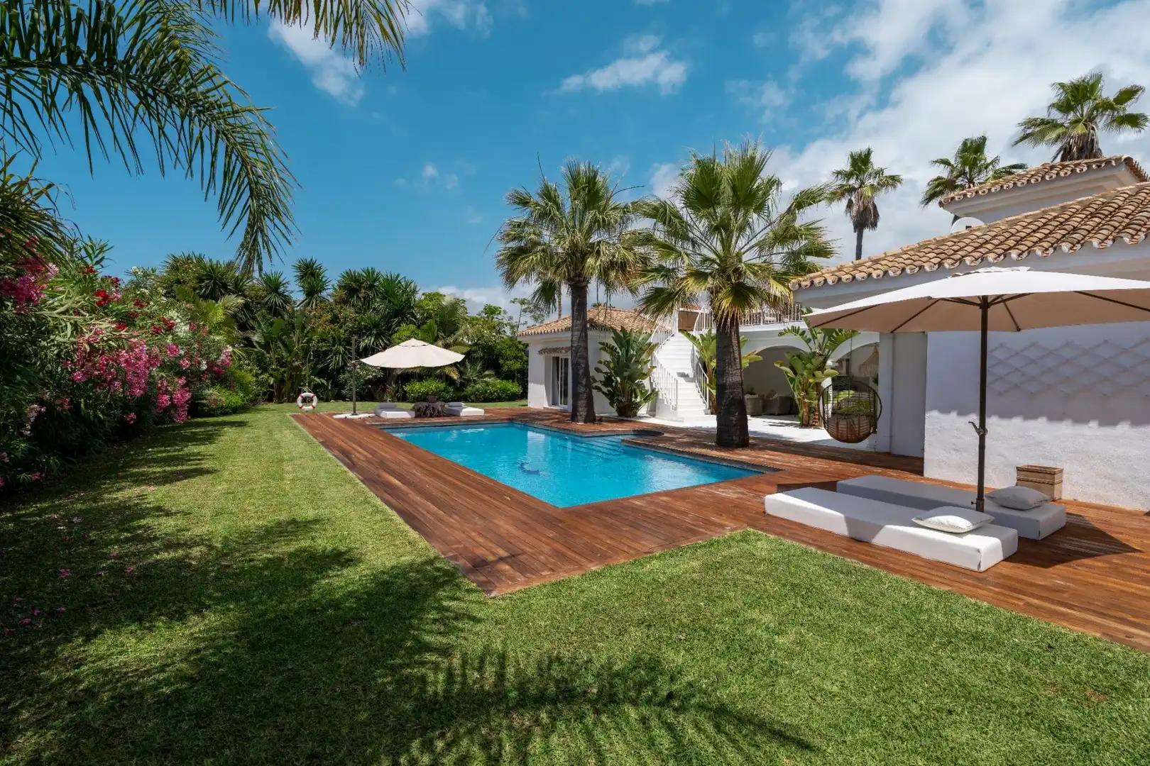 Xalet amb piscina en venda a Elviria - Cabopino
