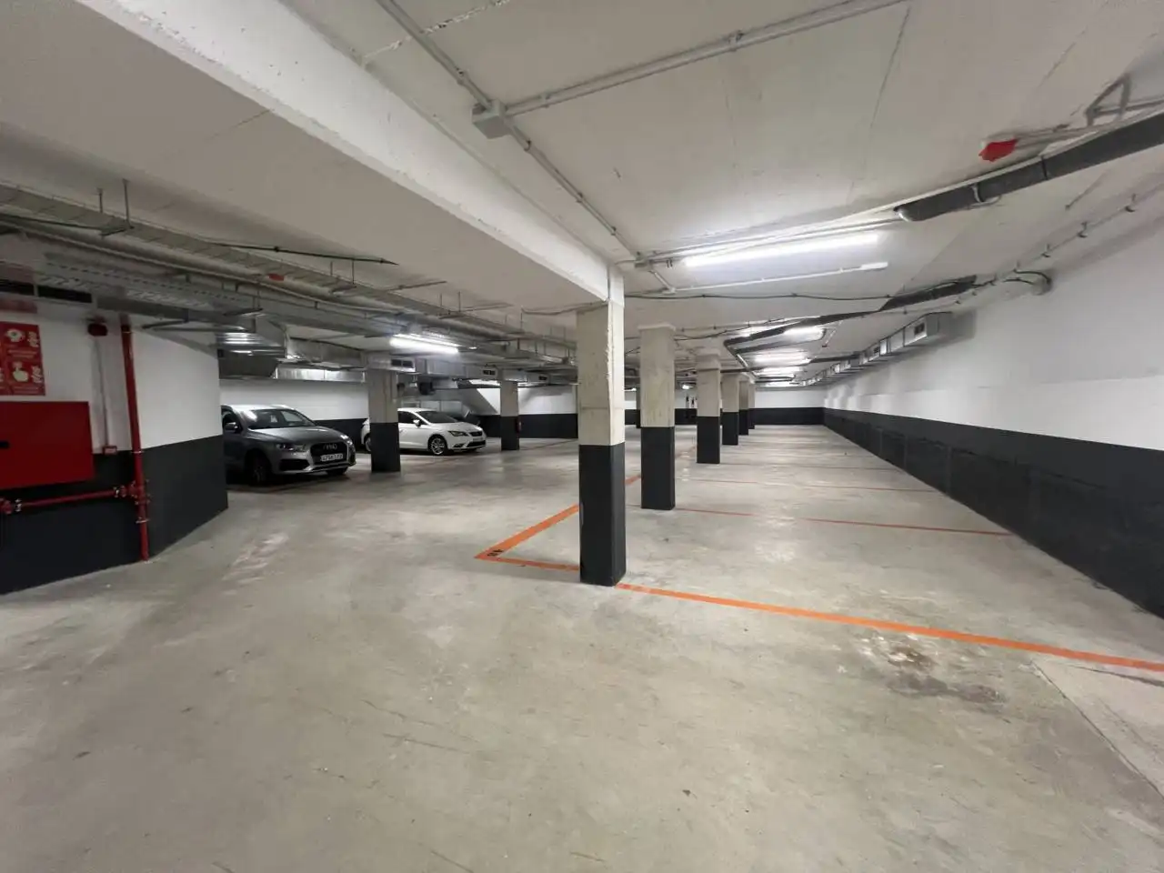 Einzelparkplatz mit Aufzug zur Miete in Calle Josep Piñol, imagen 9