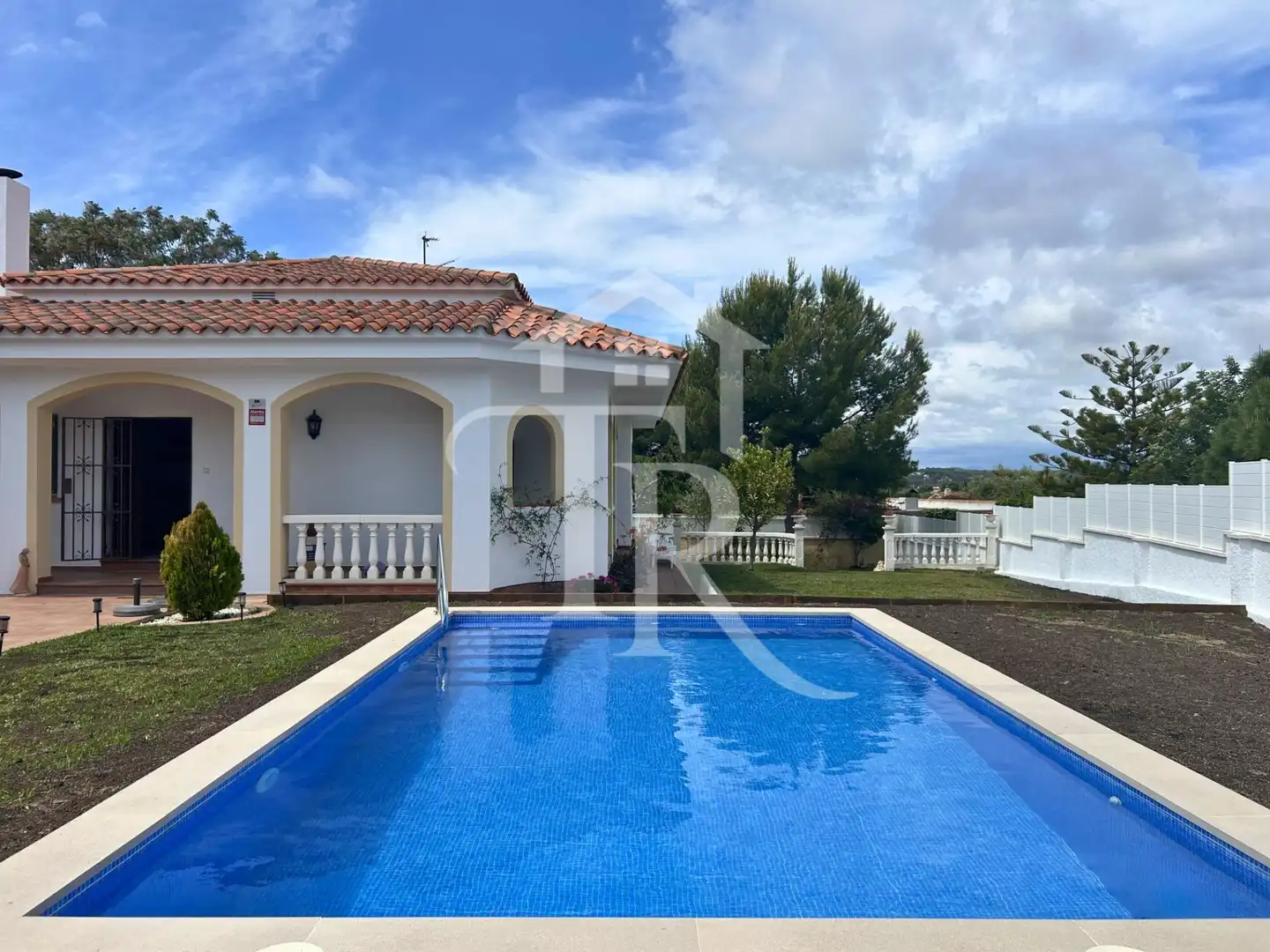 Exterior view of Houses for rent in Roda de Berà  with Private garden, Swimming Pool and Furnished