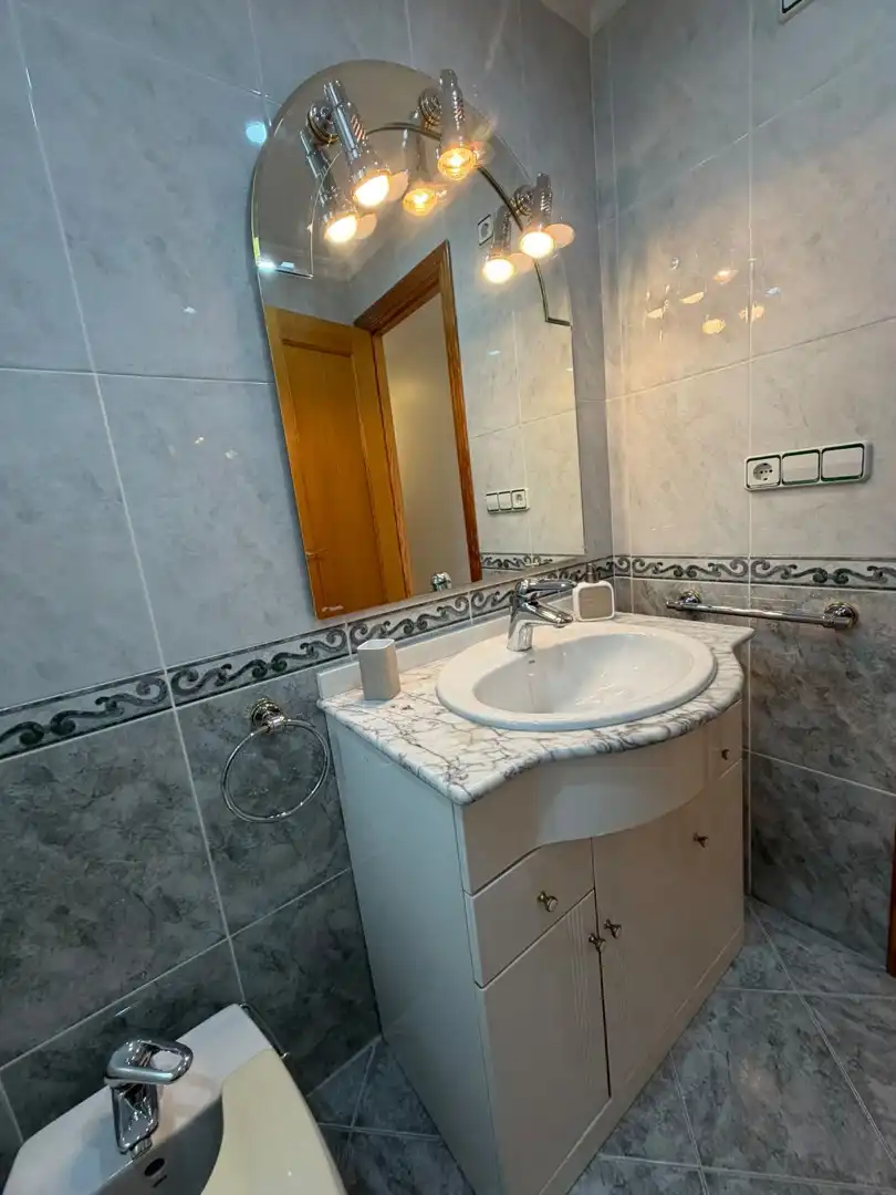 Baño de Piso de alquiler en Catarroja con Trastero