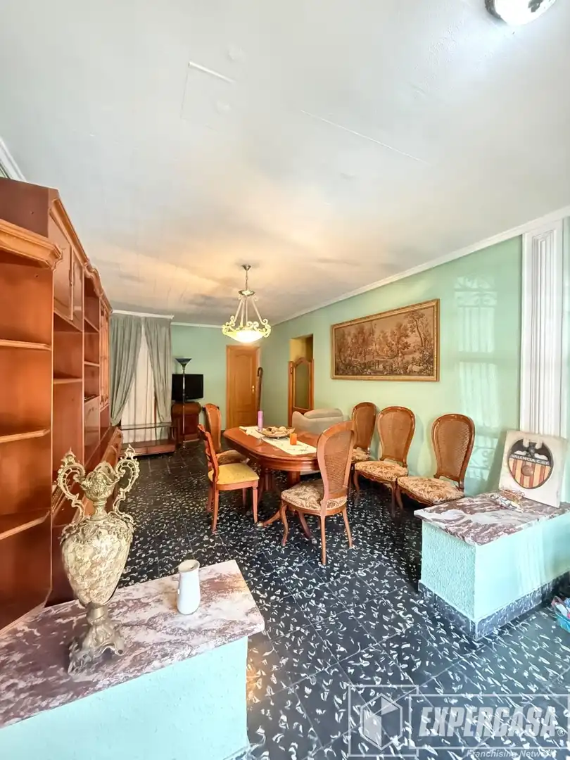 Flat for sale in Picassent