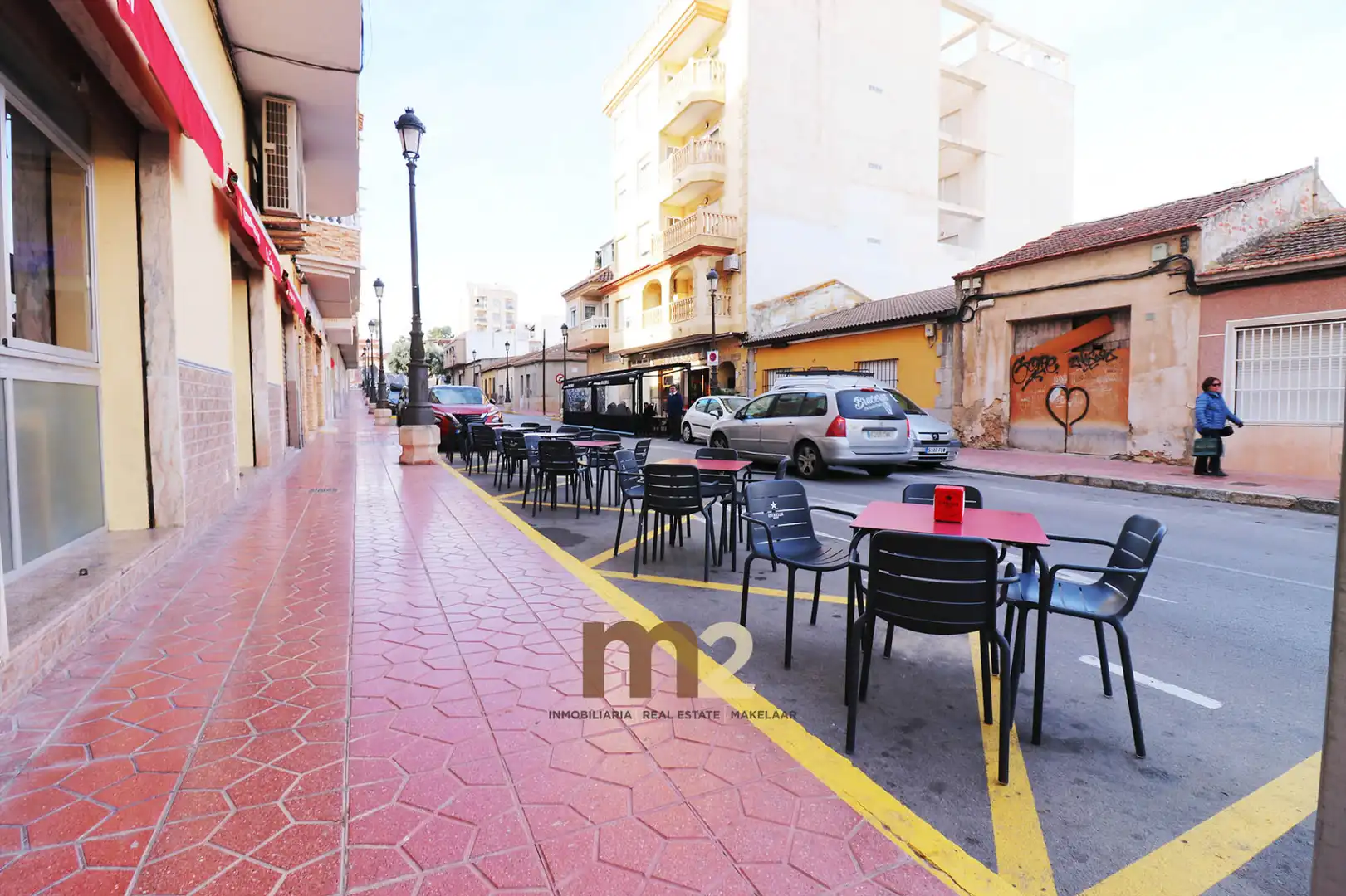 Geschaftsraum zur Miete in Guardamar del Segura mit Klimaanlage, Terrasse und Möbliert