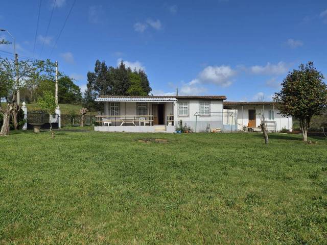 Casa-chalet en Venta en Calle CARBALLEIRA en Vilasantar