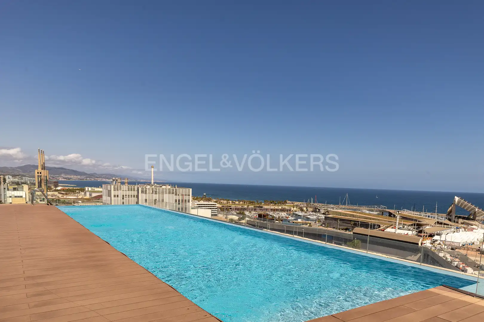 Terrassa de Pis de lloguer en  Barcelona Capital amb Aire condicionat, Calefacció i Jardí privat