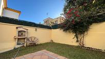 Jardí de Casa adosada en venda en Algeciras amb Jardí privat