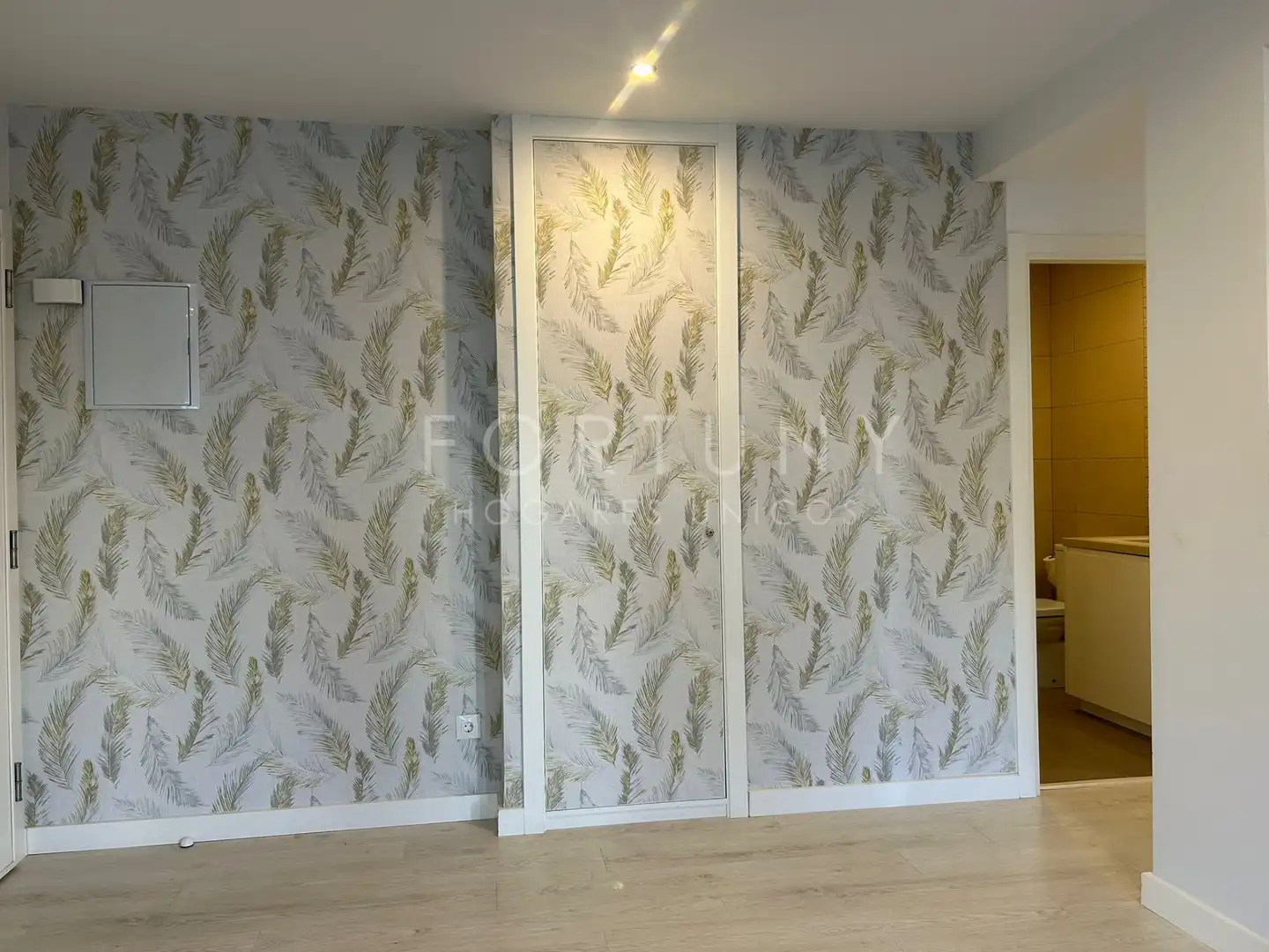 Habitación de Piso en venta en Málaga con Aire acondicionado, Terraza y Trastero