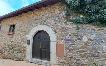 Vista exterior de Casa o xalet en venda en Ponferrada amb Calefacció