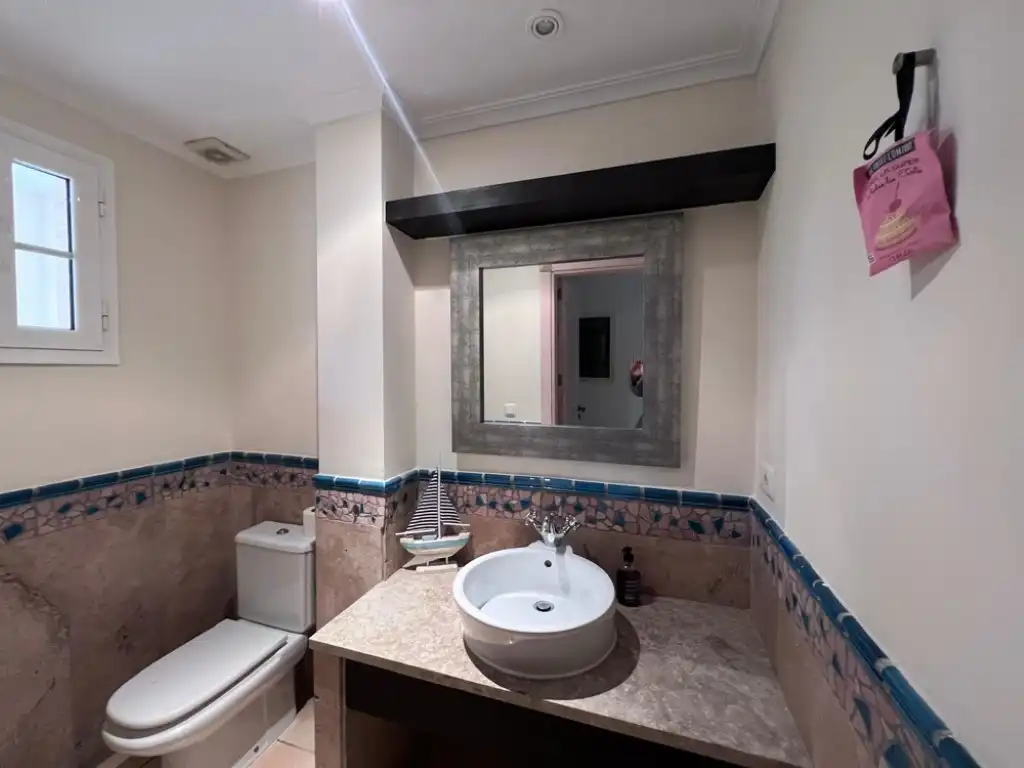 Baño de Apartamento de alquiler en Calvià con Aire acondicionado, Jardín privado y Terraza