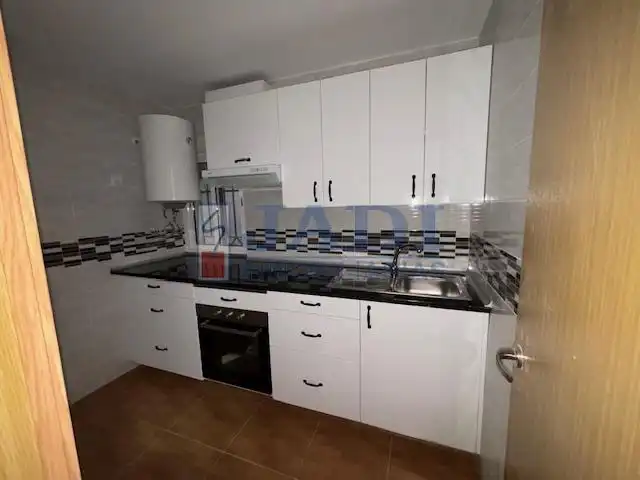 Kitchen of Flat for sale in Valdepeñas  with Terrace