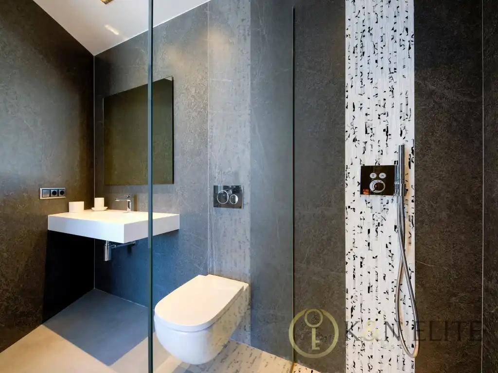 Baño de Dúplex en venta en Benidorm con Aire acondicionado y Piscina