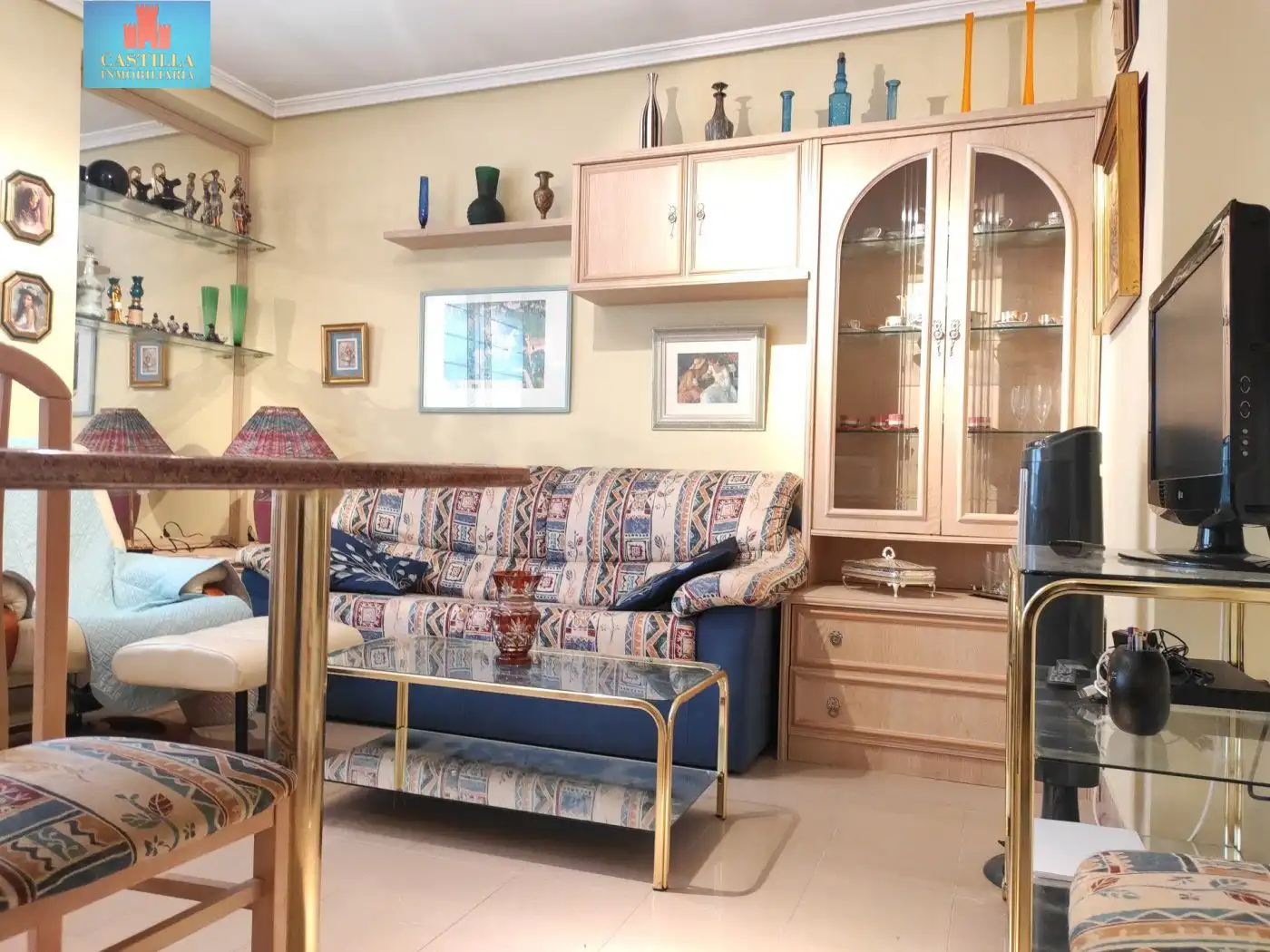 Living room of Flat for rent in Ávila  with Heating, Storage room and Furnished