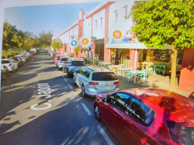 Local comercial en Alquiler en Colores -  Entreparques