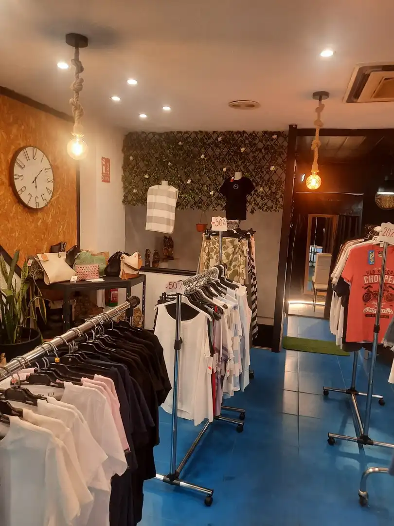 Locale commerciale in affitto a Centro Urbano, imagen 8