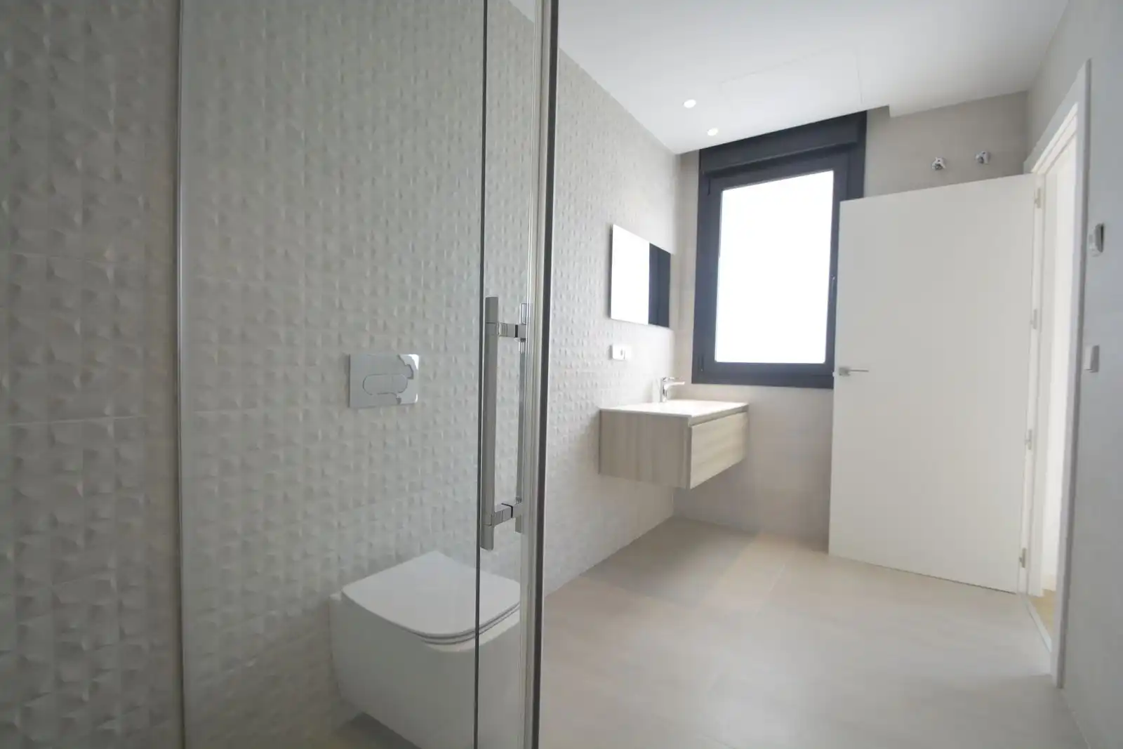 Bathroom of Houses for sale in Marbella  with Air Conditioner, Private garden and Terrace