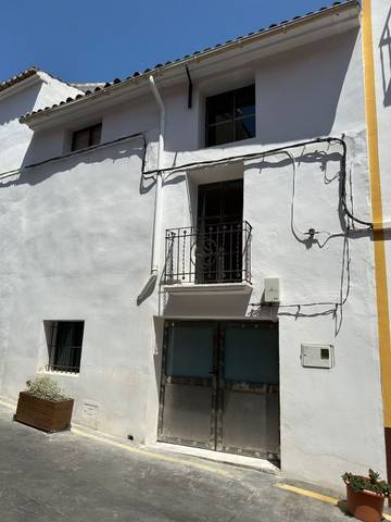 Casa-chalet en Venta en Bolulla