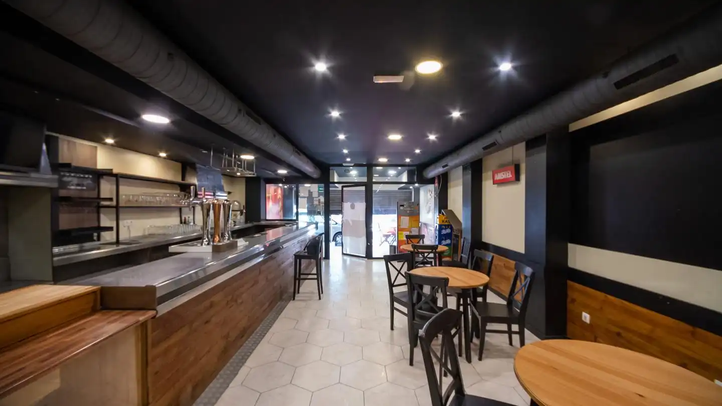 Business premises for sale in Travesía Rianxo, imagen 12
