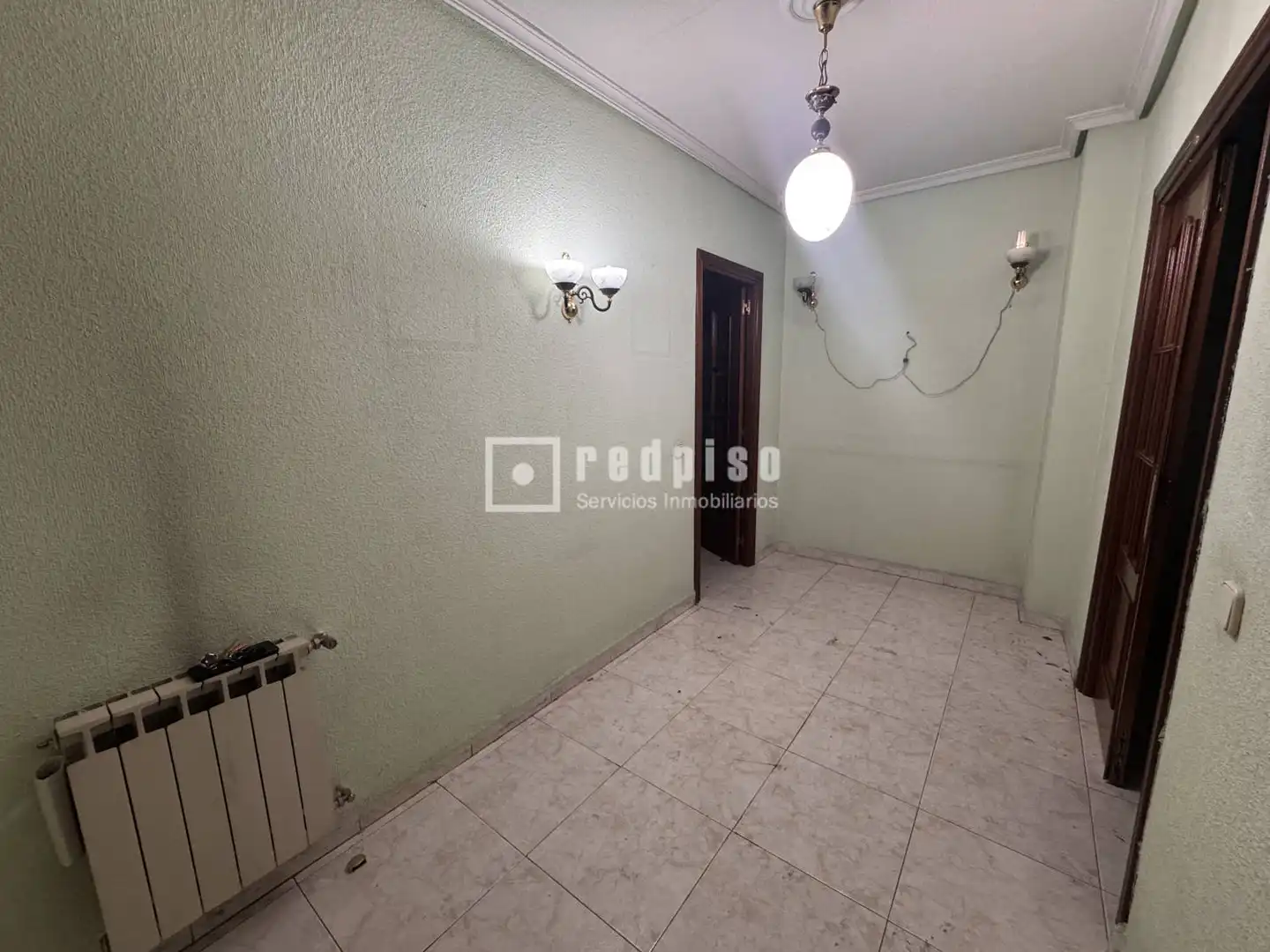 Habitación de Piso en venta en Madrid con Calefacción