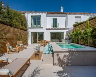 Terrassa de Casa adosada en venda en Marbella amb Aire condicionat, Terrassa i Piscina