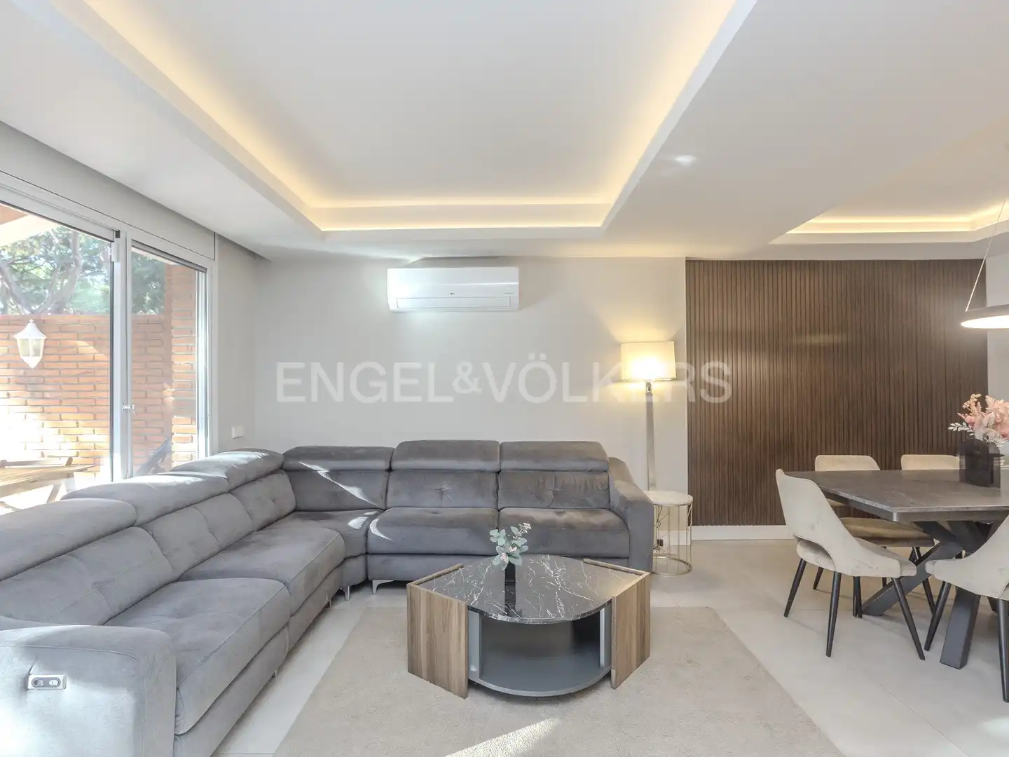 Sala d'estar de Casa o xalet de lloguer en Gavà amb Aire condicionat, Calefacció i Jardí privat