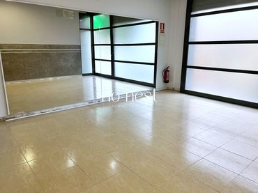 Local comercial de lloguer a Sant Pere de Riudebitlles