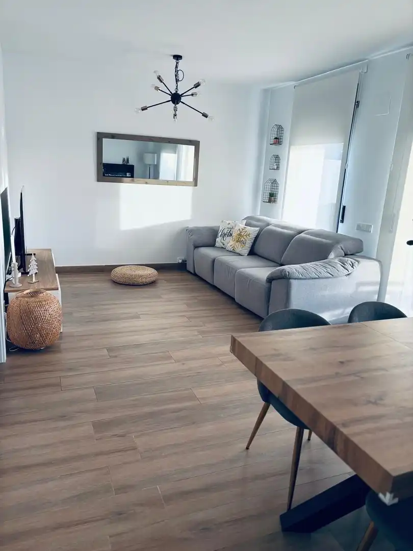 Sala de estar de Casa adosada en venta en Castellet i la Gornal con Aire acondicionado, Calefacción y Piscina