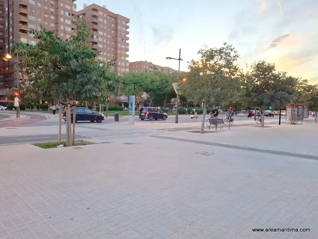 Vista exterior de Ático en venta en Poblats Marítims