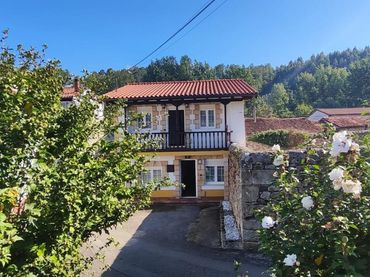 Maison avec balcon à vendre à Arenas de Iguña