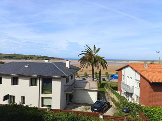 Piso en Venta en Playa de Usil en Mogro