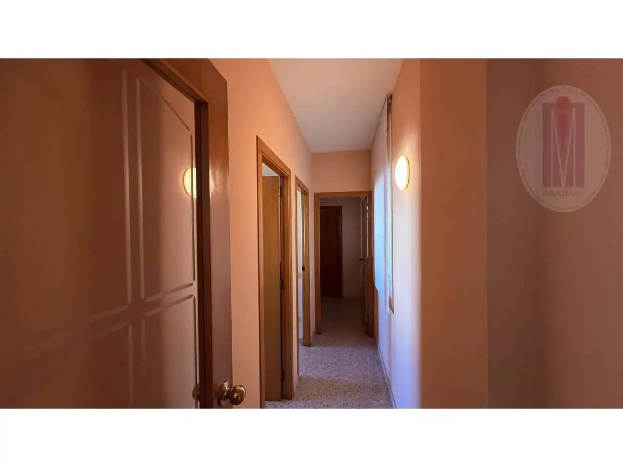 Piso en venta en Cornellà de Llobregat con Calefacción y Balcón