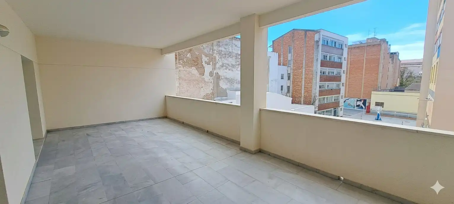 Terraza de Piso en venta en Reus con Calefacción, Parquet y Terraza