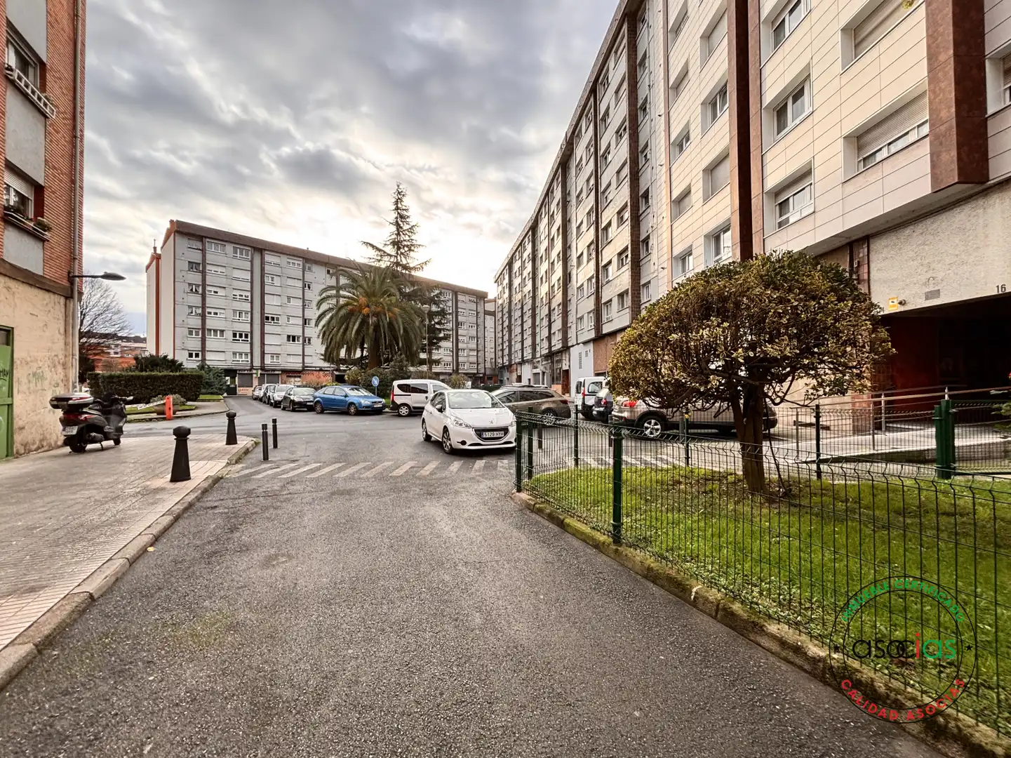 Außenansicht von Geschaftsraum zum Verkauf in Gijón 