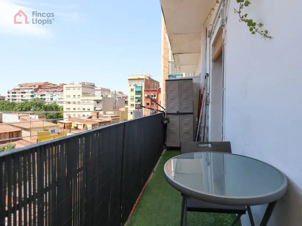 Terraza de Piso en venta en Barcelona con Balcón y Internet