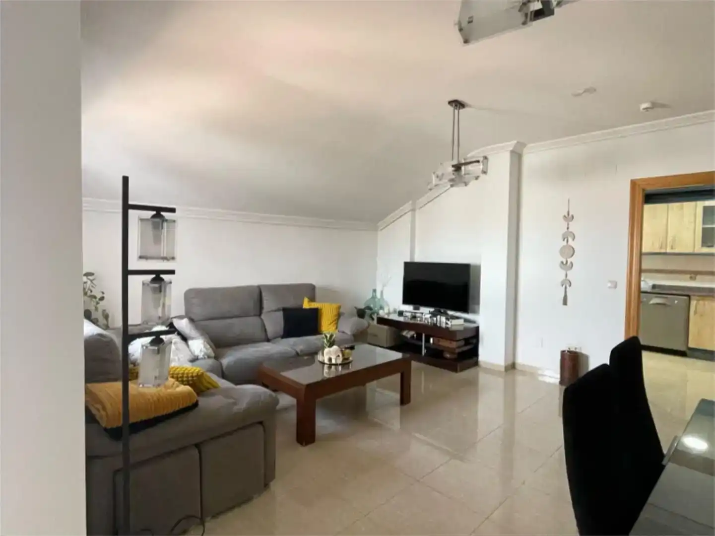 Sala de estar de Piso en venta en Baza con Trastero