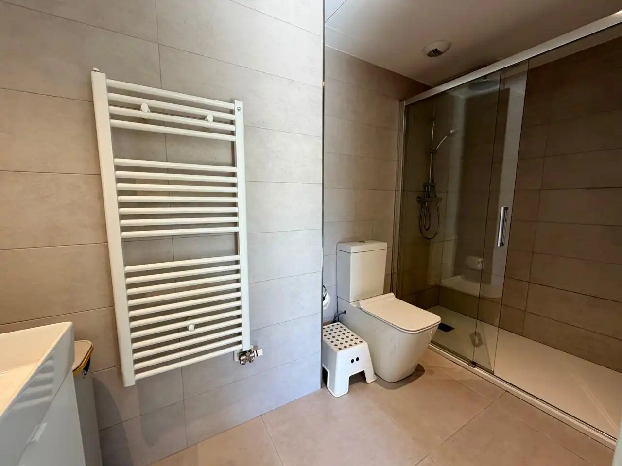 Baño de Piso en venta en Montcada i Reixac con Aire acondicionado, Calefacción y Parquet