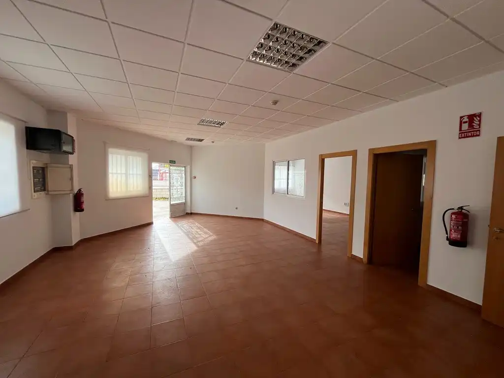 Industrial buildings for rent in Albacete  with Alarm