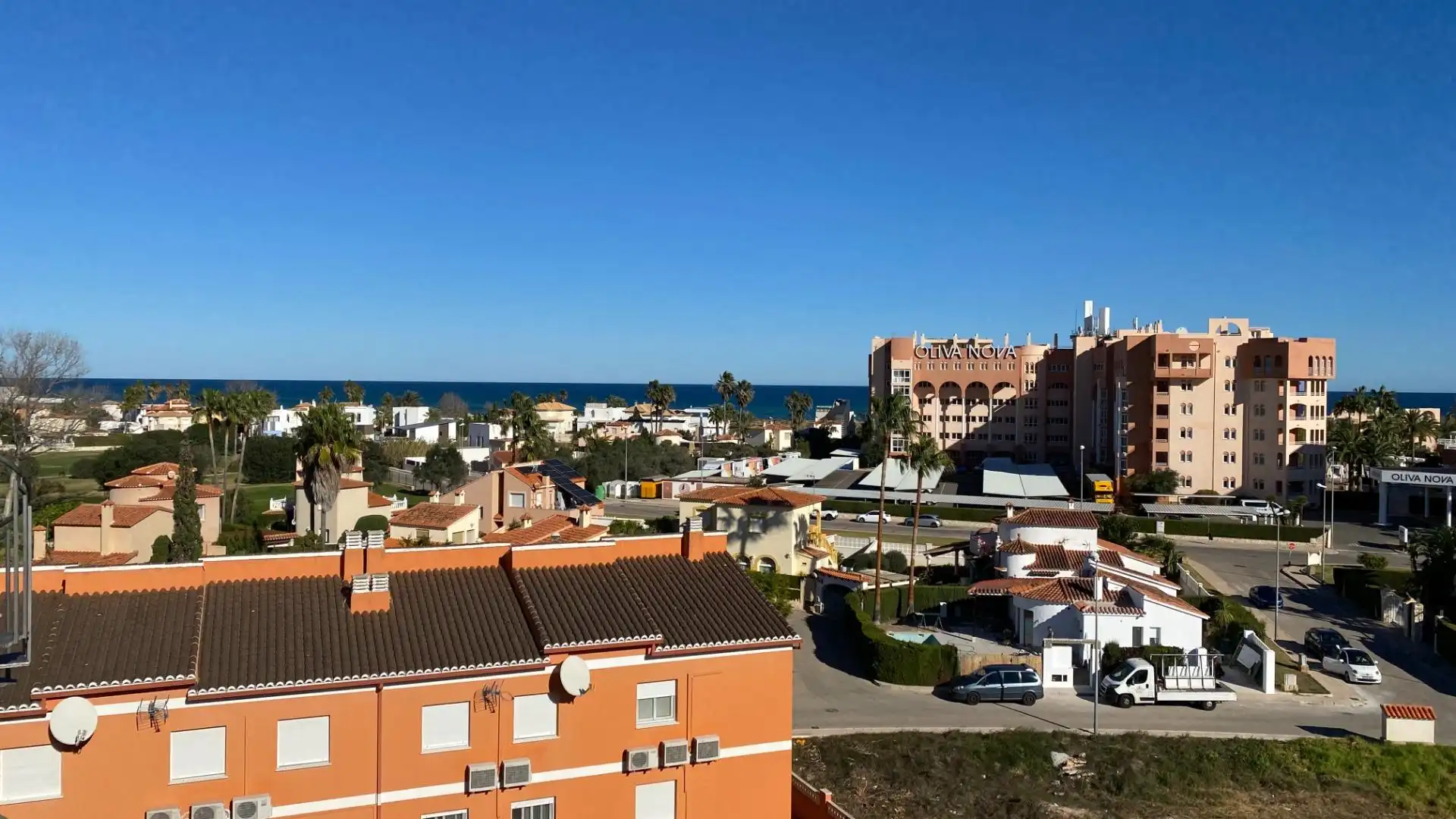 Ático en venta en Urbanizacion OLIVA NOVA 1, 2, Oliva Nova