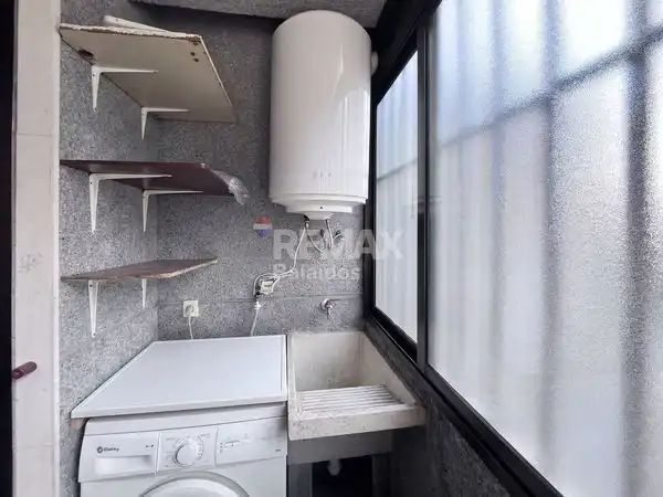 Pis en venda en Vigo  amb Calefacció, Parquet i Terrassa
