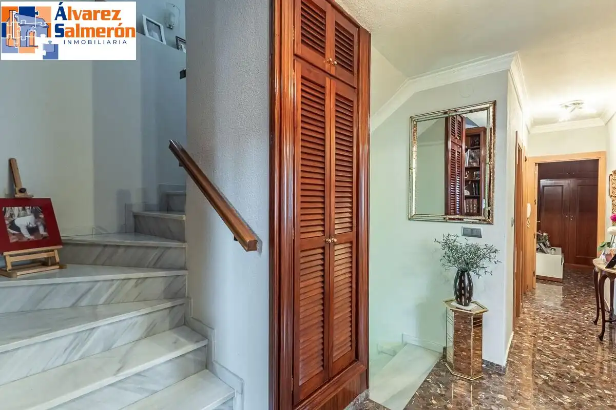 Houses for sale in Granada  with Air Conditioner, Heating and Terrace