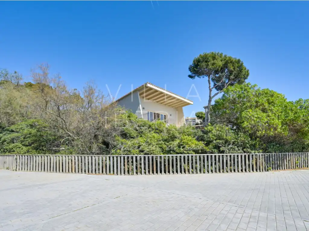 Vista exterior de Casa o xalet en venda en Calonge i Sant Antoni amb Jardí privat i Terrassa