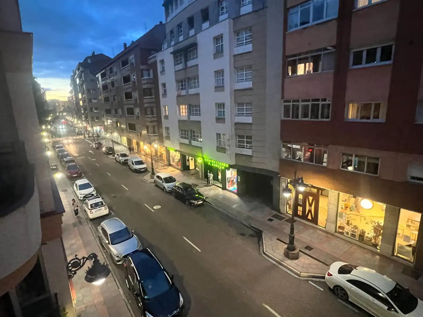 Vista exterior de Piso en venta en León Capital 