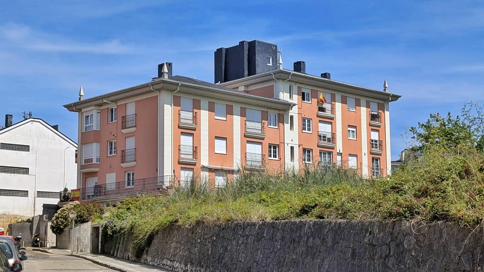 Vista exterior de Dúplex en venda en Piélagos amb Calefacció i Traster