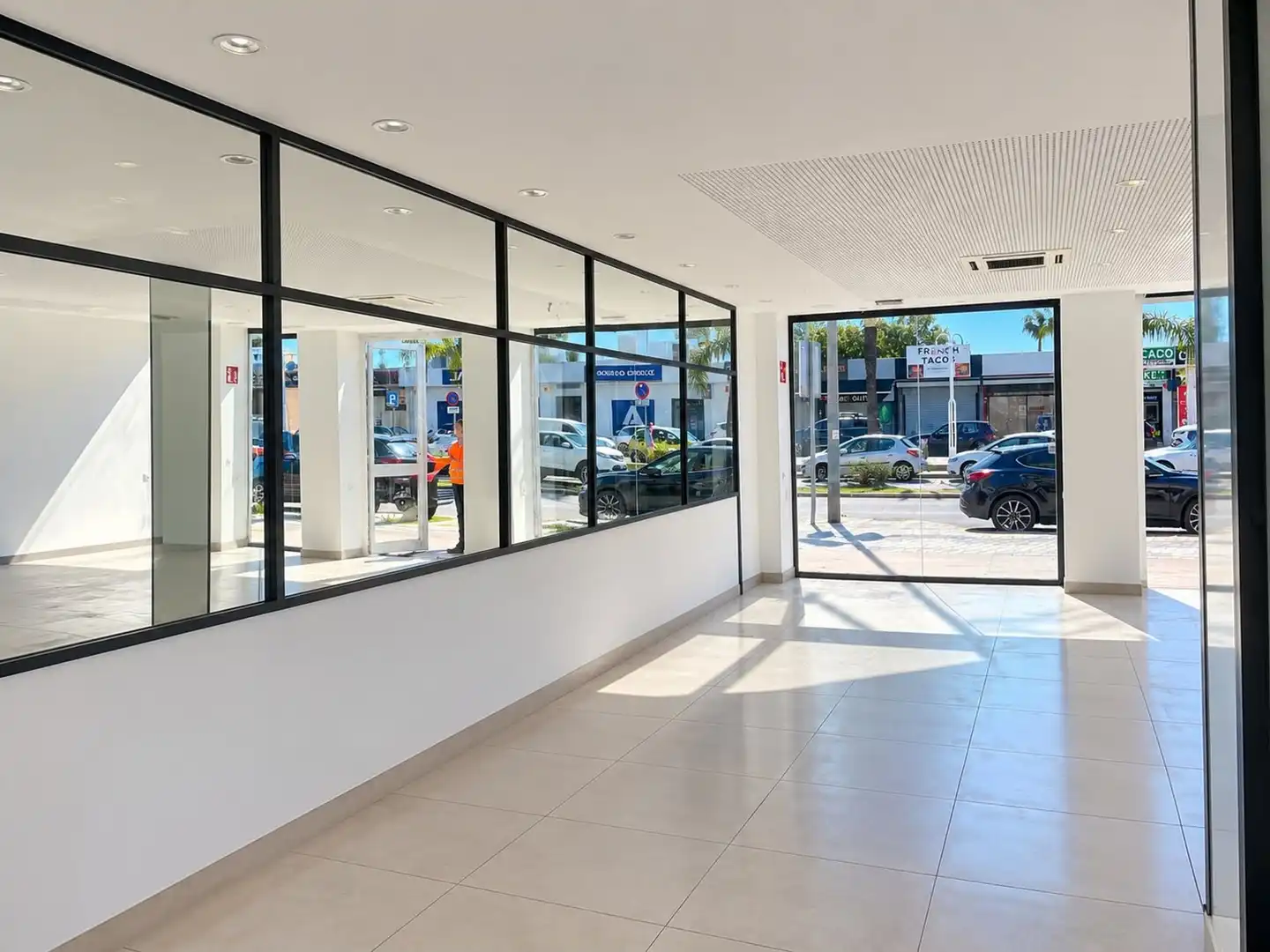 Business premises for sale in Solymar