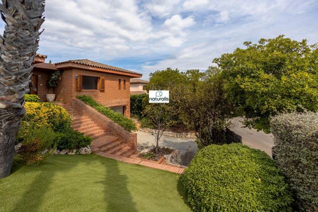 Casa-chalet en Venta en L'Aragai