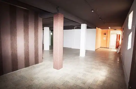 Local comercial en venda a Betanzos, imagen 9